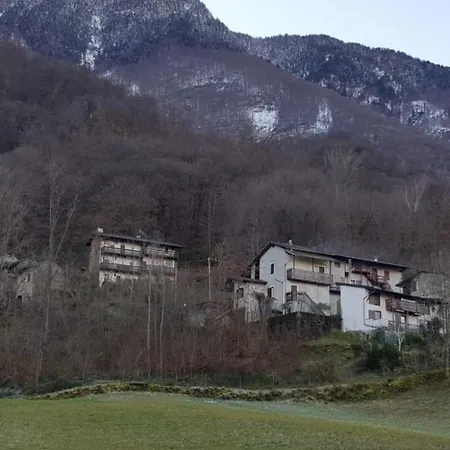 Casa Ronit Holiday home *