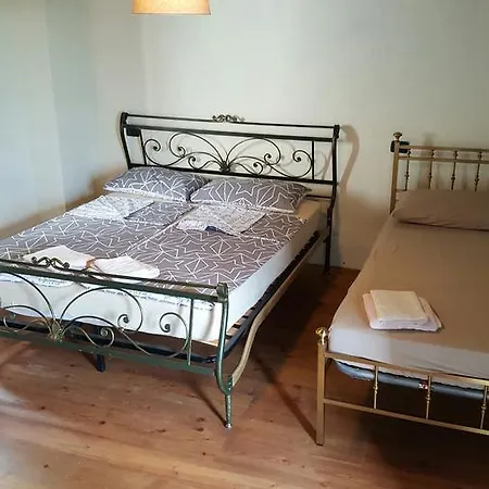 Casa Ronit Delebio